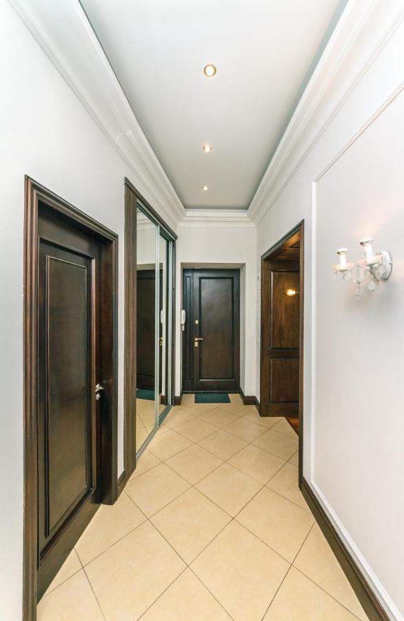 Vip Apartment. Kreshatik, Maidan Nezavisimosti. Kyiv Exterior photo