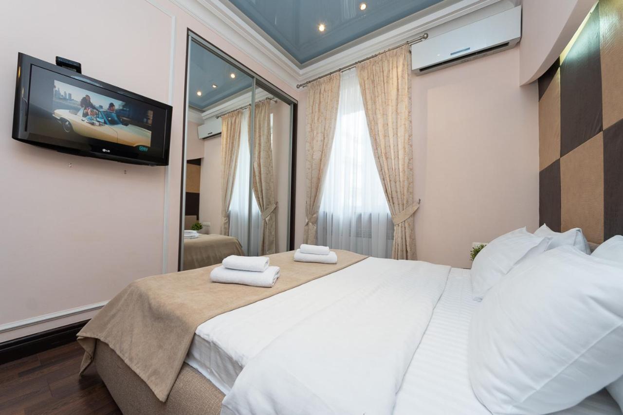 Vip Apartment. Kreshatik, Maidan Nezavisimosti. Kyiv Exterior photo